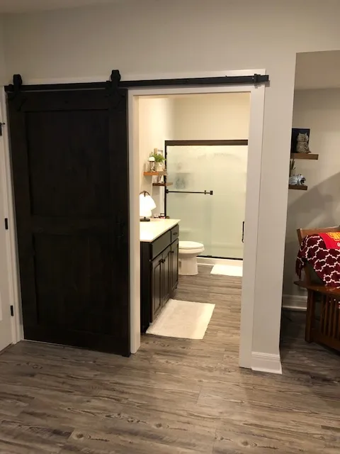 Basements, photo 4 of 18