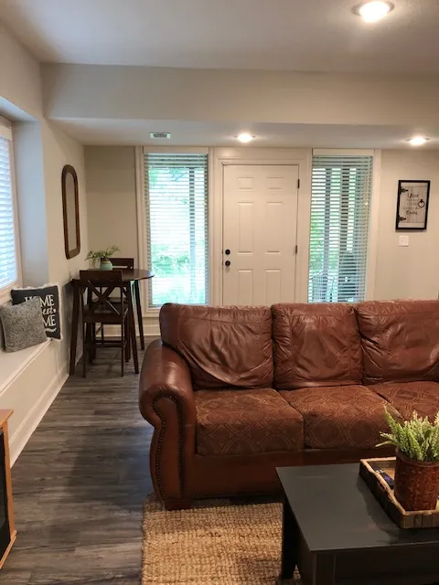 Basements, photo 6 of 18