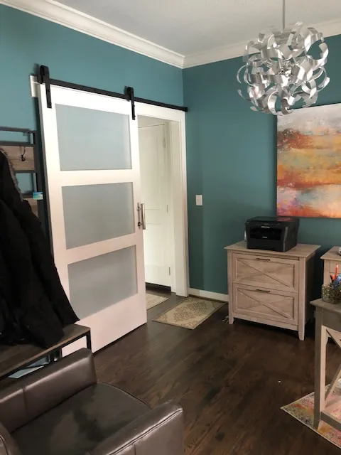 Family & dining rooms, photo 5 of 9