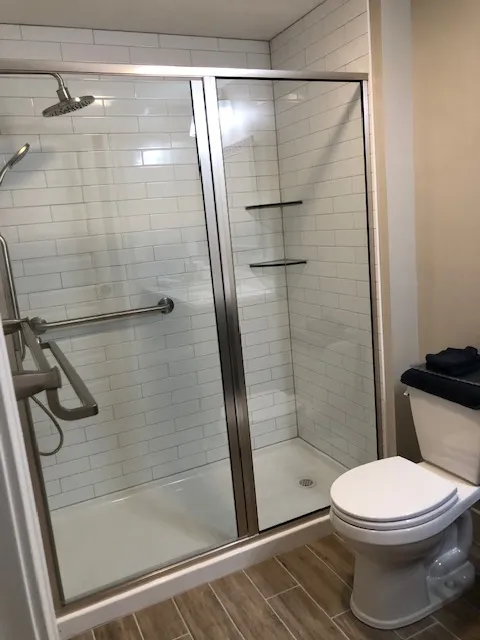 Basements, photo 14 of 18