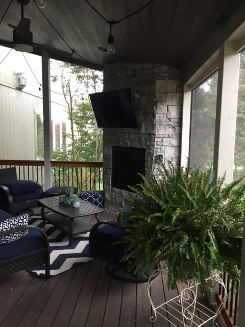 Decks & porches, photo 11 of 17